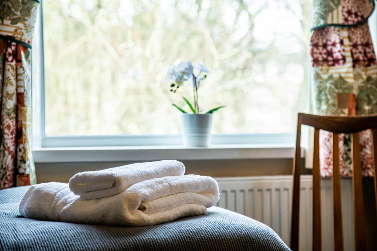 Fountains Guest House - Harrogate Stays Экстерьер фото